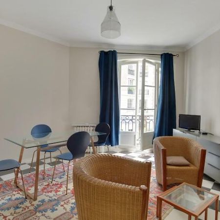 4 People Apartment Close To Eiffel Tower By Weekome Paris Eksteriør billede