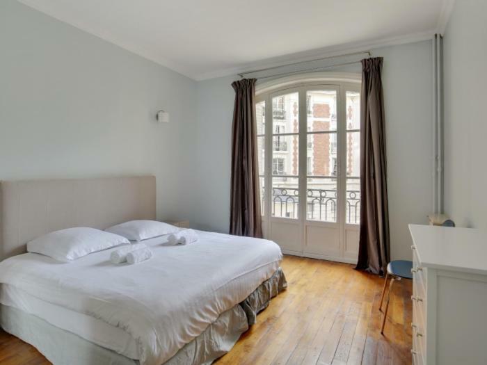 4 People Apartment Close To Eiffel Tower By Weekome Paris Eksteriør billede