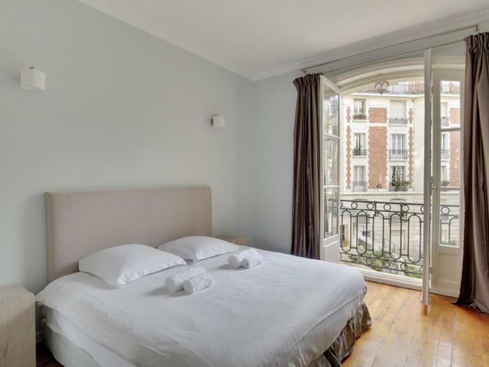 4 People Apartment Close To Eiffel Tower By Weekome Paris Eksteriør billede